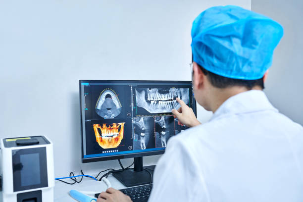 Best Emergency Tooth Extraction in Topeka, IN